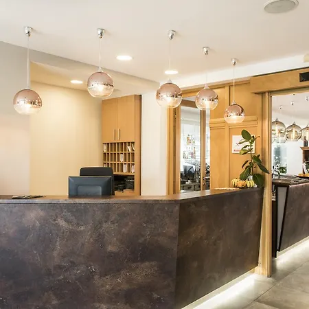 特罗哈酒店 酒店 布拉格