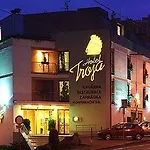 Troja 4*