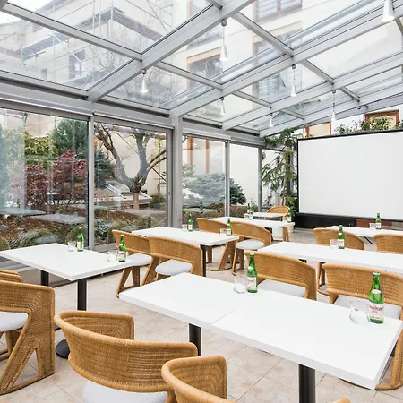Troja Hotel 4*