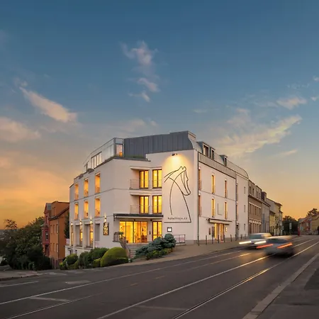 Troja Hotel 4*
