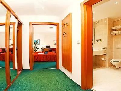 ホテル トロヤ 4*